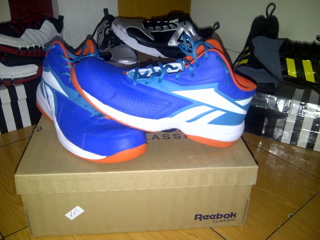 SEPATU BASKET KOLPRI 2ND SERU (Seperti baRU) ADIDAS/REEBOK/PEAK size.45-46