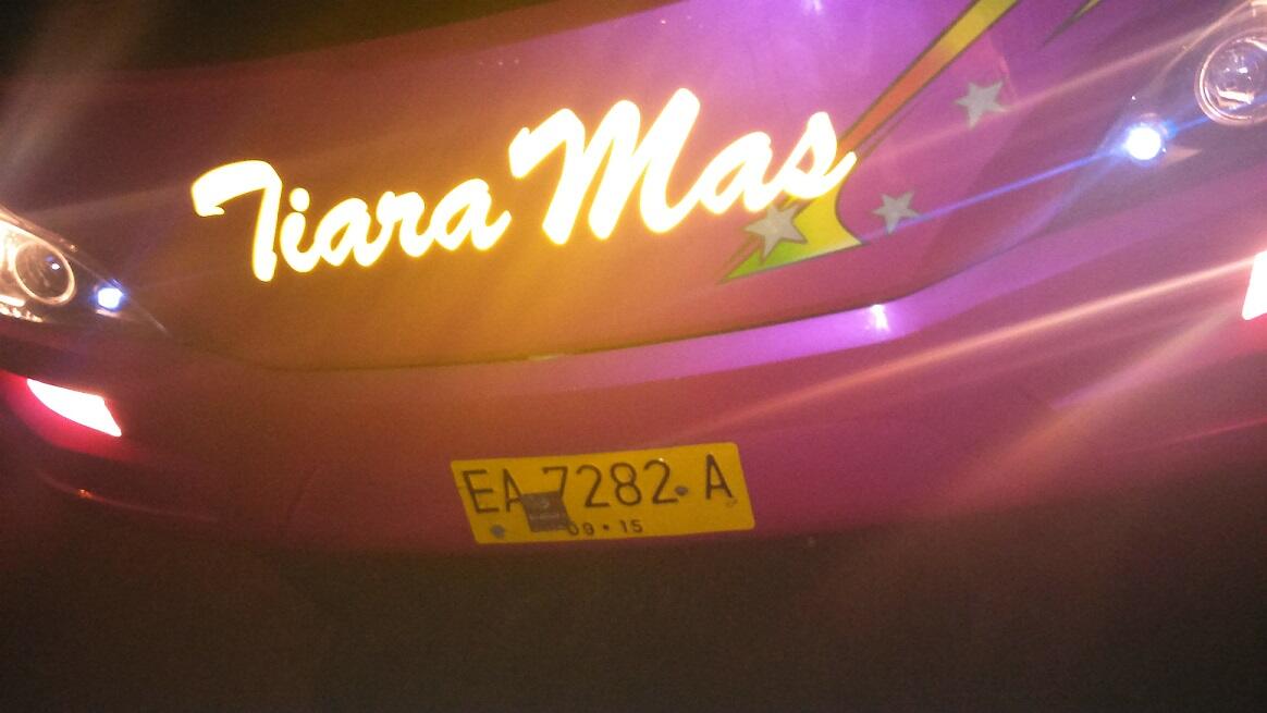 Pengrusakan Koper oleh KRU BUS PO.TIARA MAS