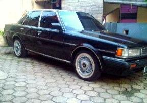BU - mobil cressida 88 automatic Jakarta barat Kebon jeruk