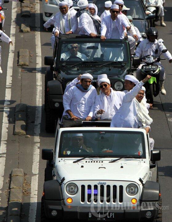 FPI tuding kirab Jokowi kapitalis, liberal dan sekuler &#91;gak ikutan makan bakso dong&#93;