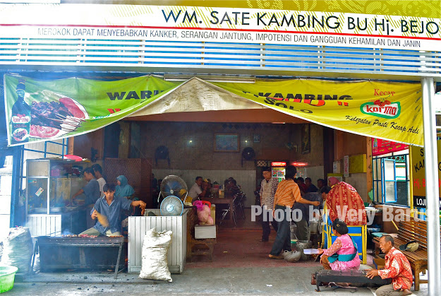 Sate Bu Bejo, Tempat Makan Favorit Presiden Soeharto &amp; Presiden Jokowi !!!!