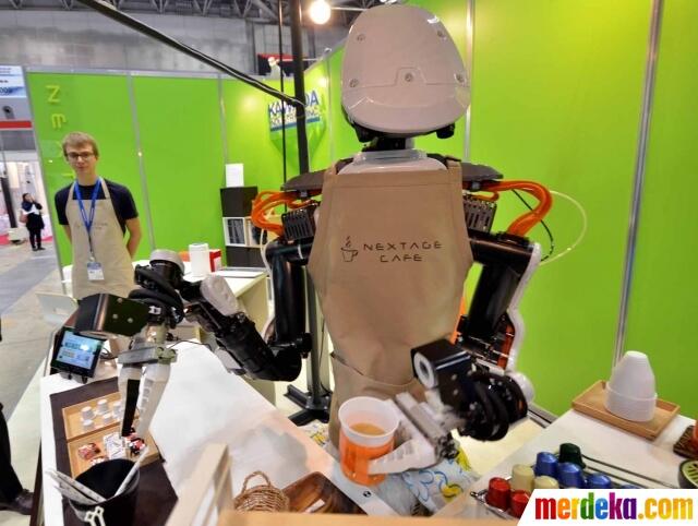 Jepang ciptakan robot terapi patah kaki &amp; robot pembuat Kopi