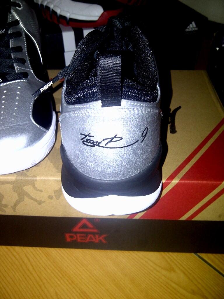 SEPATU BASKET KOLPRI 2ND SERU (Seperti baRU) ADIDAS/REEBOK/PEAK size.45-46