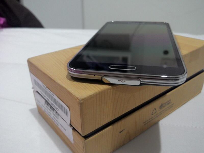 Cari Samsung S5 very like new ( malang )  KASKUS