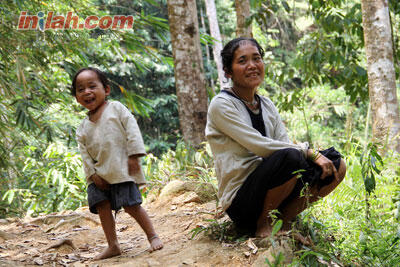 Mengenal Lebih dekat Suku Rimba Indonesia