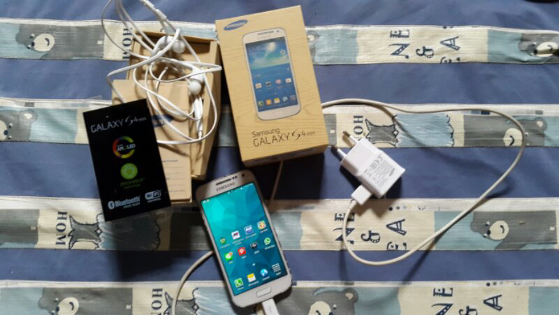 Samsung Galaxy S4 Mini White Bwnyak Bonus