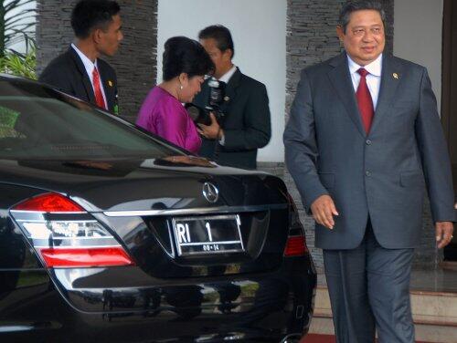 Tilas Balik Kendaraan Kepresidenan Indonesia RI 1