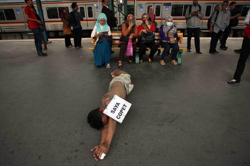 inilah akibatnya jika melakukan tindak kejahatan di kereta/krl