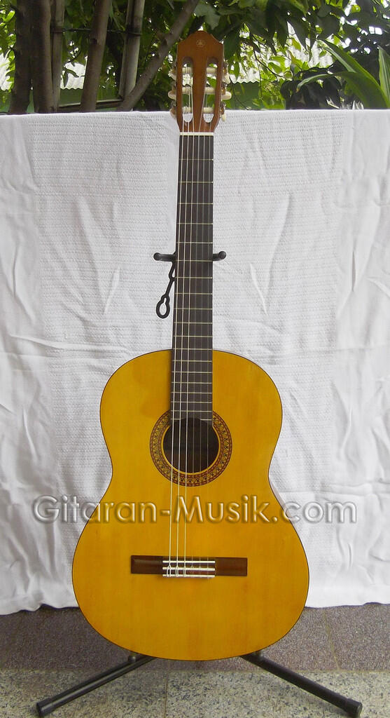 Gitar Akustik Yamaha NEW and ORI