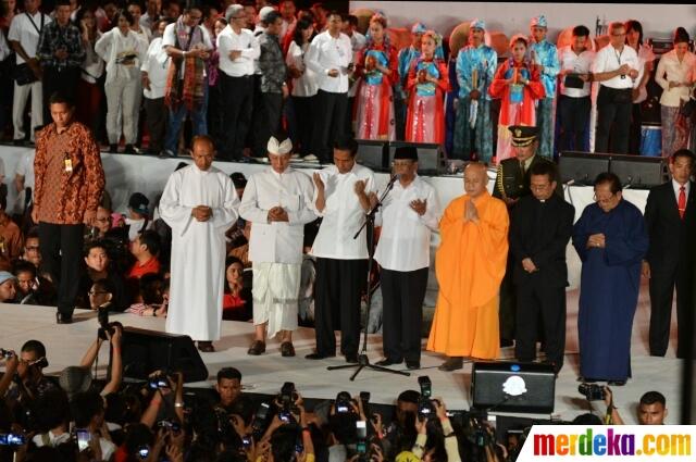 FOTO: Sejarah Baru! Syukuran Rakyat Menyambut Presiden Jokowi