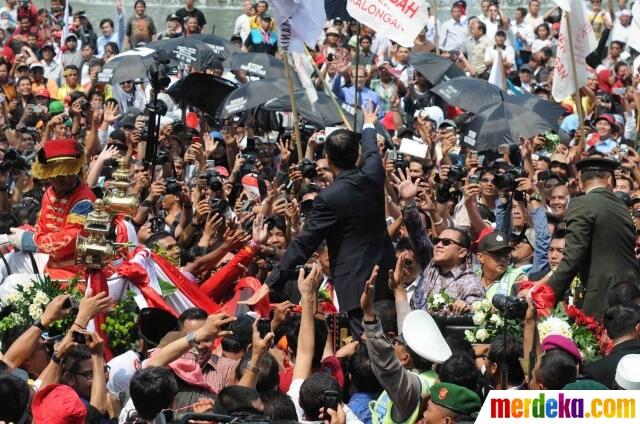 FOTO: Sejarah Baru! Syukuran Rakyat Menyambut Presiden Jokowi