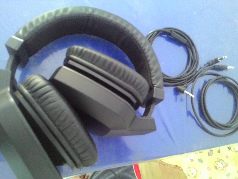 WTS : Headphone RAZER ELECTRA Black
