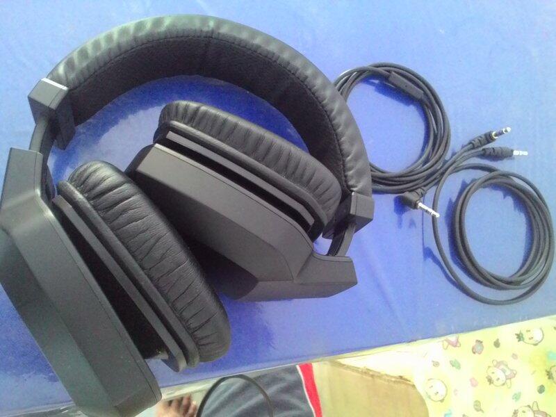 WTS : Headphone RAZER ELECTRA Black