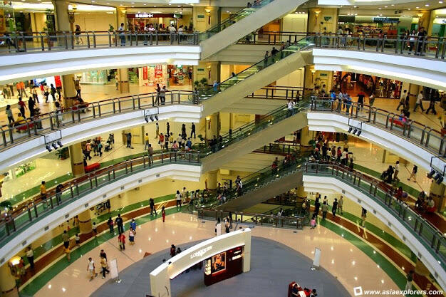 Alasan kenapa agan gak pernah ajak pacar agan ke mall