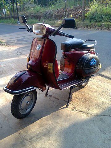 Terjual Vespa PX 150 tahun 1979 merah  maron KASKUS