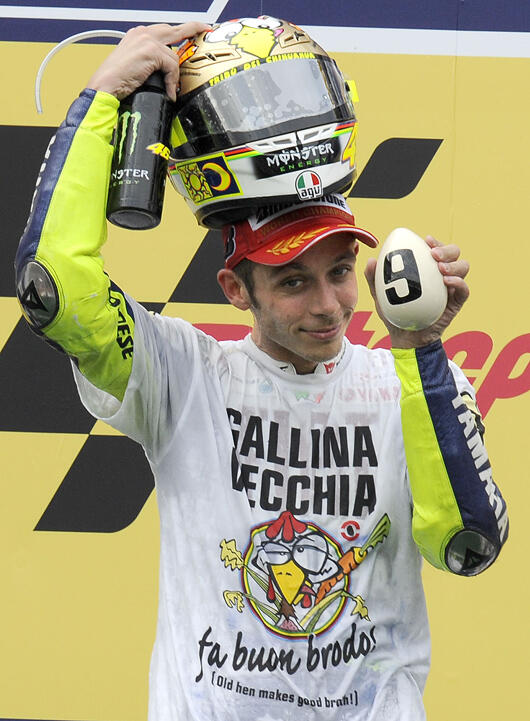 10 Momen Terbaik Valentino Rossi di Arena Balap MotoGP