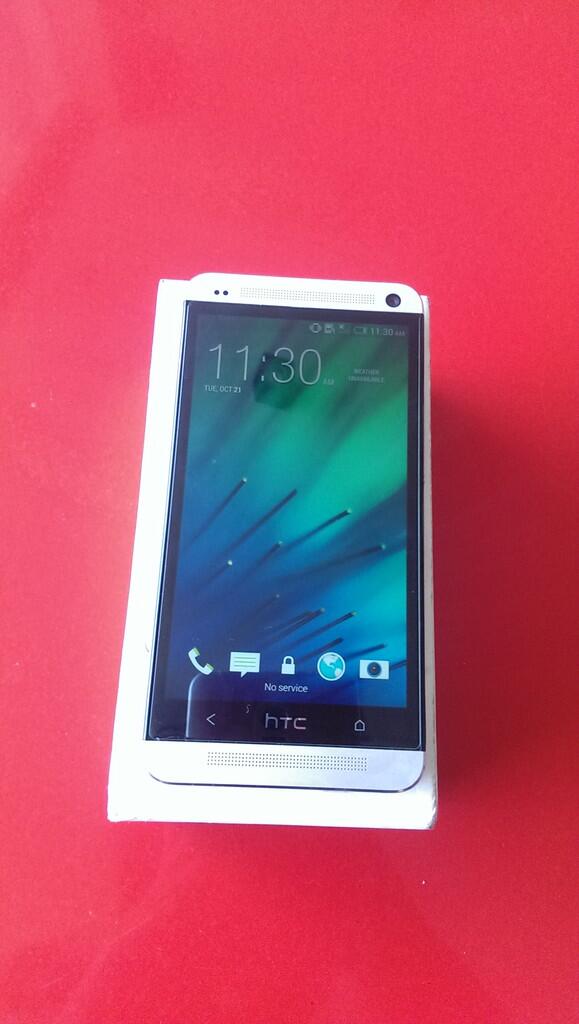HTC M7 Verizon 32GB Silver Gsm/Cdma