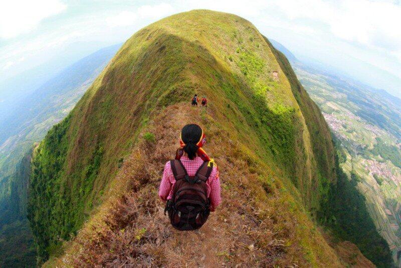 Berbagai Alasan Kenapa Para Pendaki Gunung Itu Cool