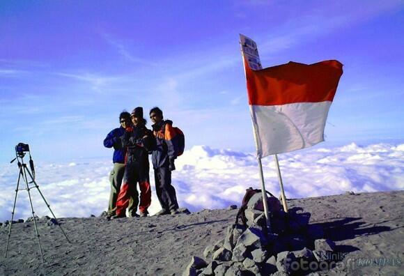 Berbagai Alasan Kenapa Para Pendaki Gunung Itu Cool