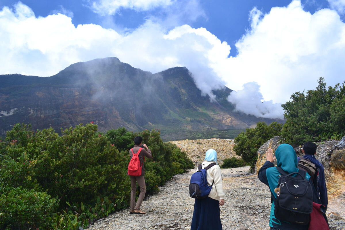 Berbagai Alasan Kenapa Para Pendaki Gunung Itu Cool