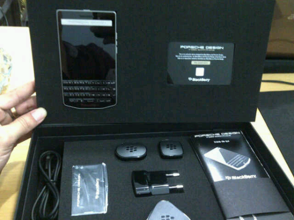 Blackberry Porsche BNIB BM Rekber Welcome