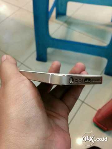 iphone 5s 16gb gold fullset garansri maret2015