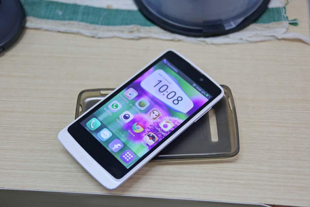 Jual OPPO FIND CLOVER R815 masih garansii