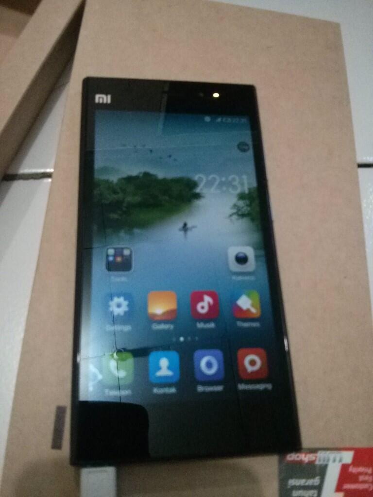 Xiaomi Mi3 Fulset Sebulan Pake Mulus 99% Garansi Wii Shop Istimewa