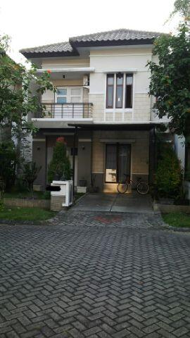 Rumah 2nd di Royal Kesington - Surabaya