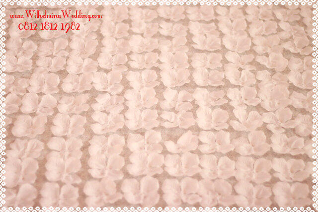 Karpet Mawar Rose Petal Putih Untuk Wedding