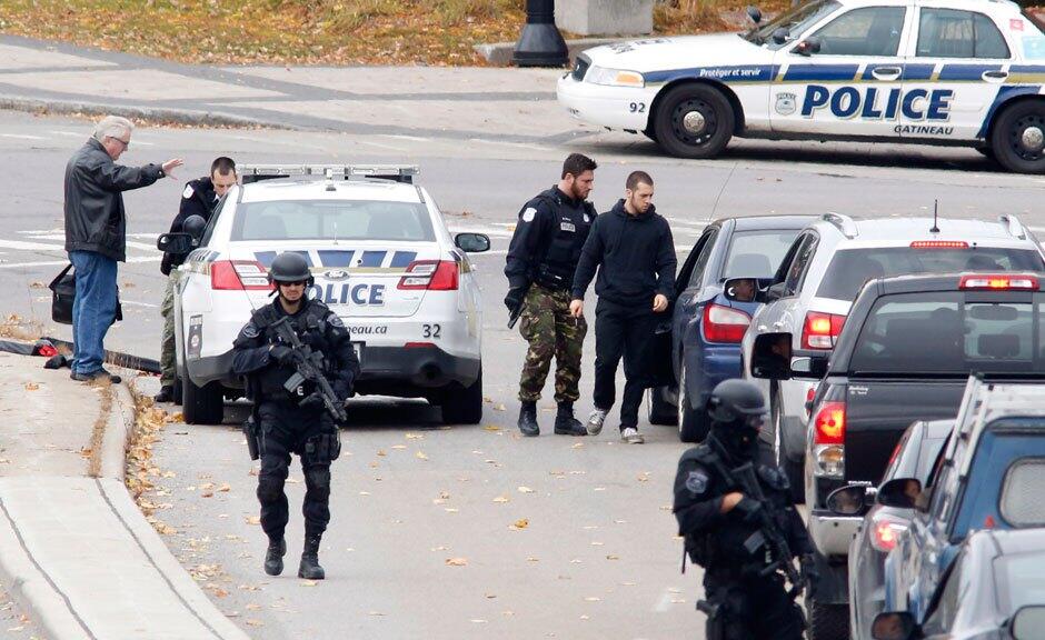 astaga….canada terjadi penembakan dalam gedung parlemen…siapa yah pelakunya
