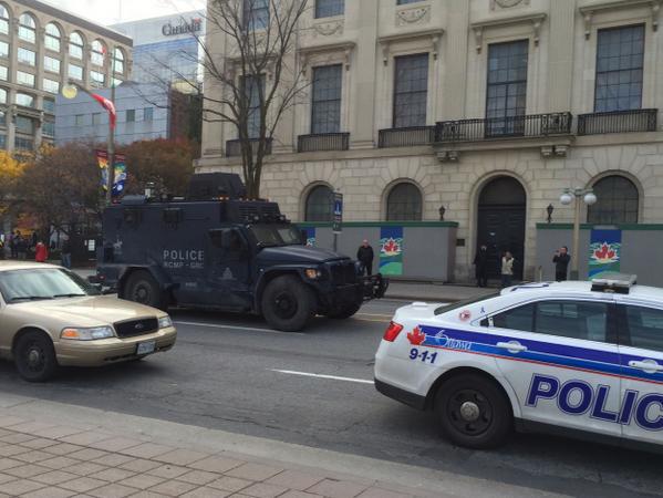 astaga….canada terjadi penembakan dalam gedung parlemen…siapa yah pelakunya