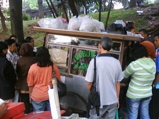 -MASUK- Ini Dia Tempat Makan Bubur Ayam Enak!