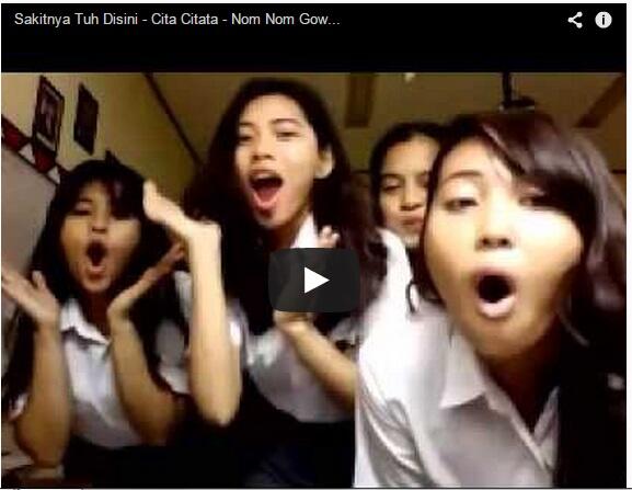 10 Video Parodi "Sakitnya Tuh Disini"