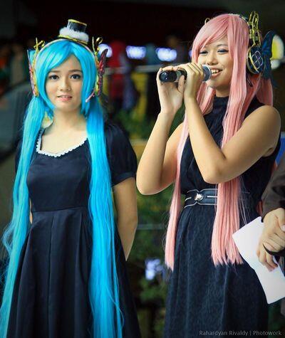 Yuk, Lihat Gaya Cosplay Artis-artis Indonesia