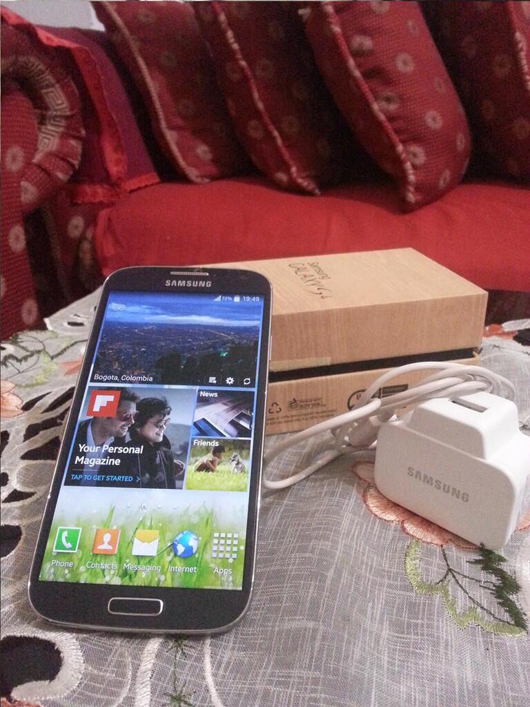 Galaxy S4 GT-i9505 Murmer ! fullset minus Headset ! Siapa Cepat Dia Dapat ! SURABAYA