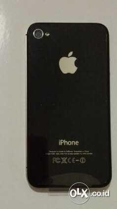 Iphone 4S 16Gb Black Fu Garansi Resmi Ses/Tam/Erajaya