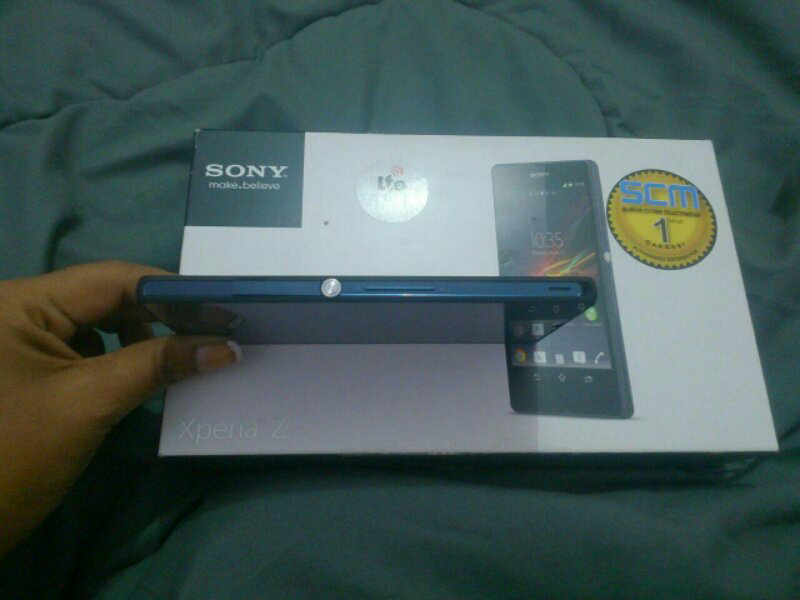 Jual Sony Xperia Z lte C6603 (black) - ex sepupu cantik dijamin mulus
