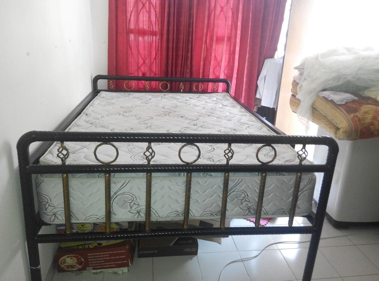 Terjual Jual Ranjang Besi Tempa dan Spring Bed Conforta 