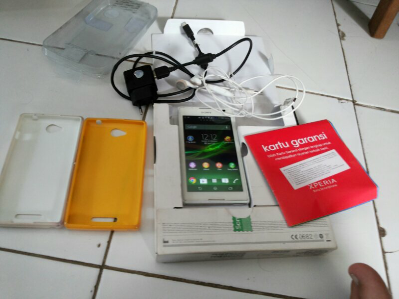 xperia c putih quadcore eks cewe