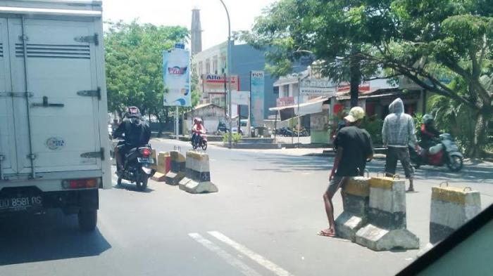 Pengalaman-pengalaman Di-intimidasi &quot;Pak Ogah&quot; di Jalan Raya!!