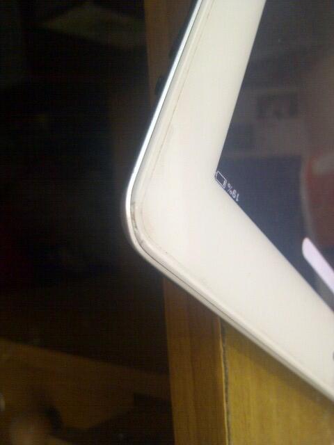 dijual second ipad 2 16gb wifi only murah saja (ropikin)