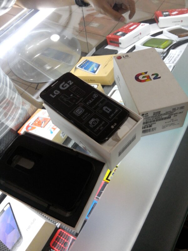 BNOB LG G2 BLACK,32GB,GARANSI RESMI 1 TAHUN,BONUS SOFTCASE MERCURY SEHARGA 300RB