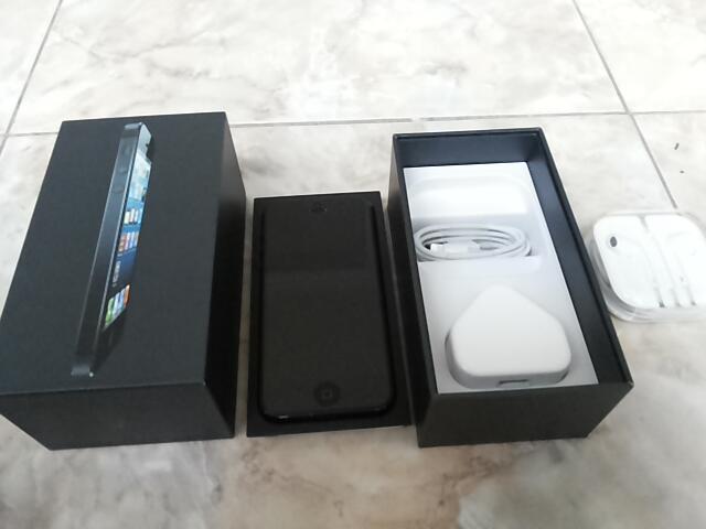JUAL Iphone 5 16 GB Black