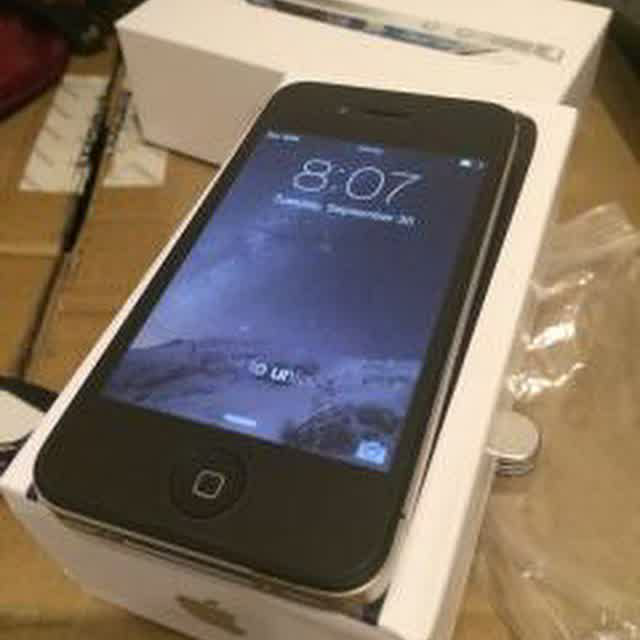 yang cari iphone 4s masuk