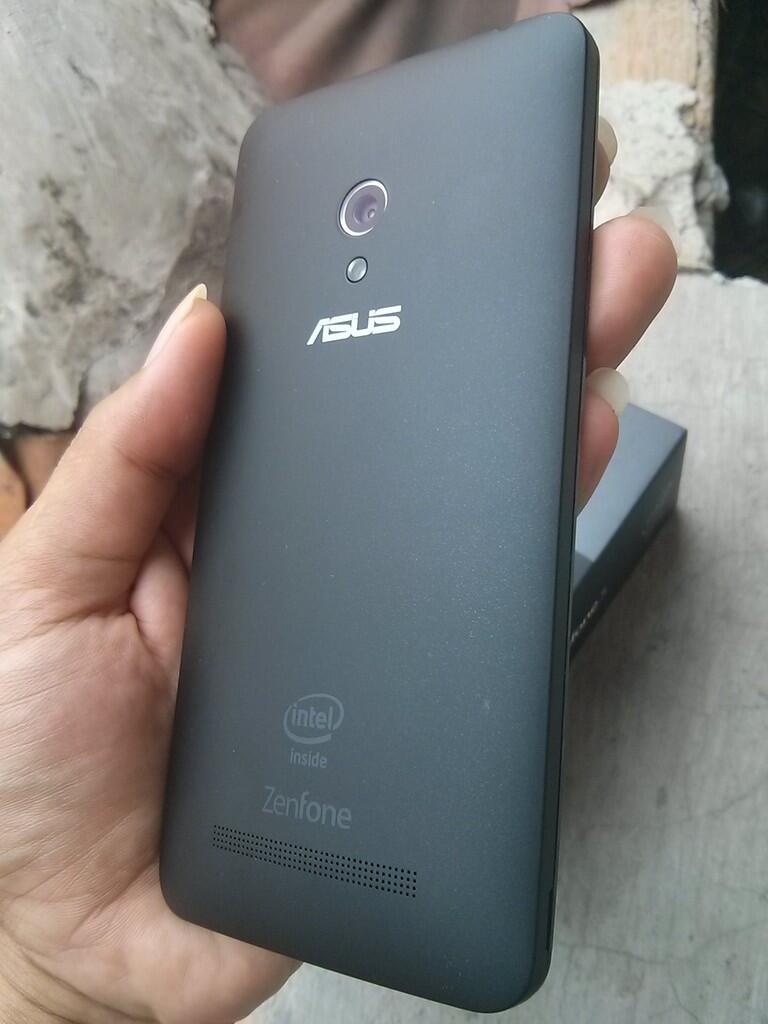 Asus Zenfone 5 Mulus 99% Fulset Garansi GMT Nego Like New