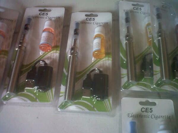 vaping, vape, vaporizer ego ce5, evod, dan camry x6 dan liquid liqua