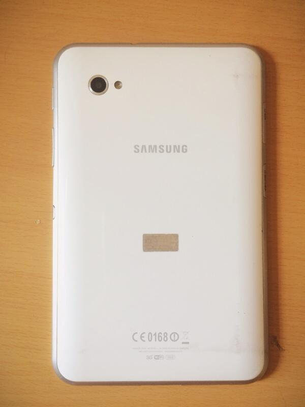Samsung galaxy 7 Plus (GT-P6200) device+charger+kabel