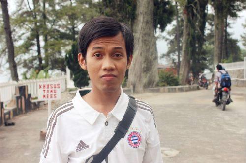 SEPUPUNYA BRAD PITT GAN