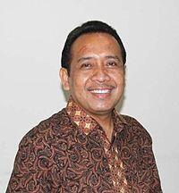 &#91;FIX&#93;Pratikno, dari Rektor UGM ke Kursi Mensesneg